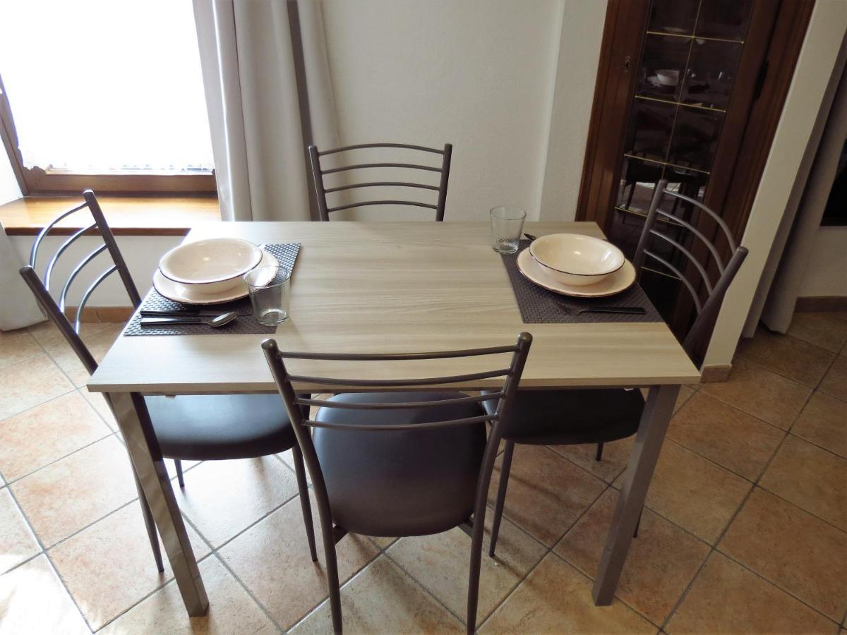 Apartamento Lo Gnomo Sotto Al Glicine Châtillon Exterior foto